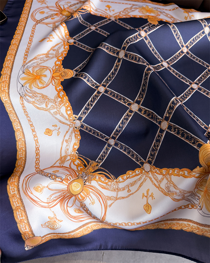 ブルークラシックチェーンプリントスクエアシルクスカーフ女性カ - Silk Scarf Square のレビューと価格
