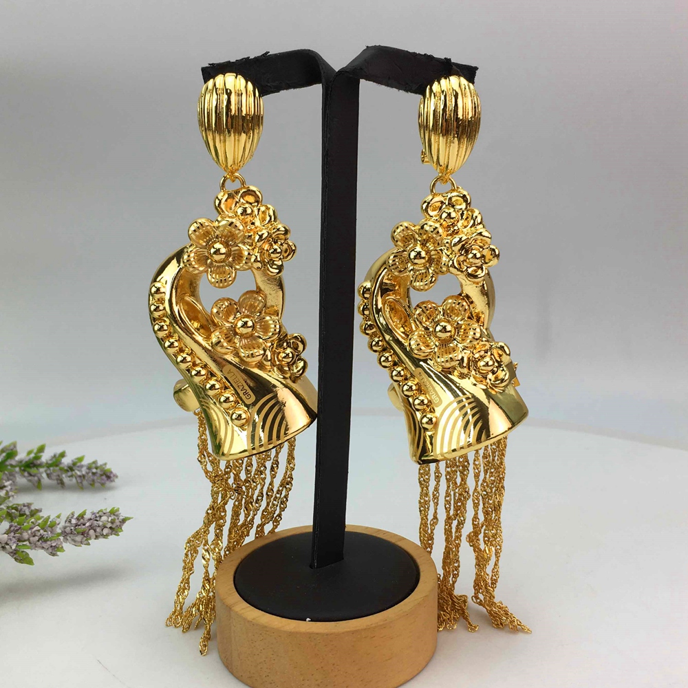 Yuminglai-女性のための大きな水滴のイヤリング,高級 - Women Accessories Dubai のレビューと価格