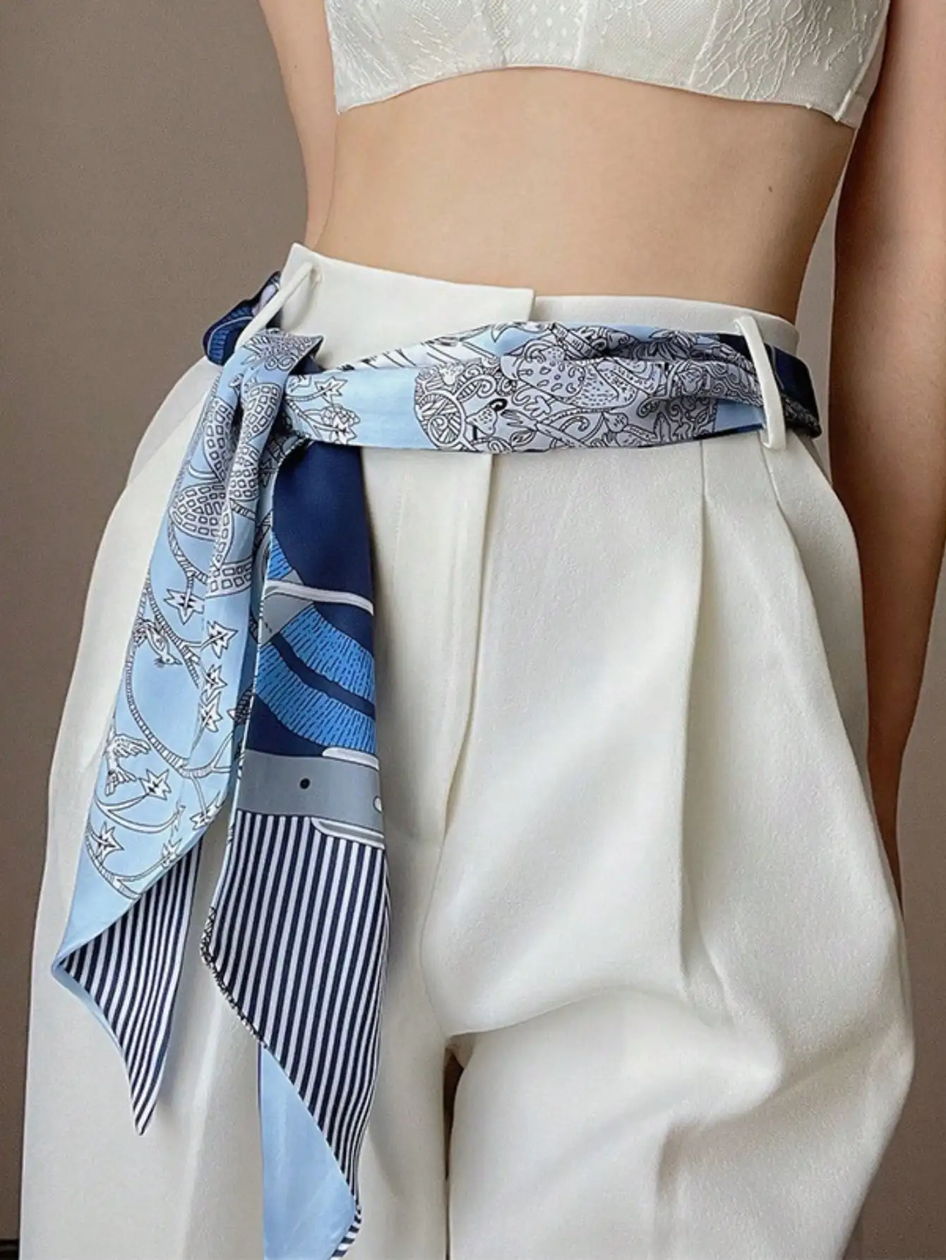 レディース春夏カジュアルフェイクシルクスクエアスカーフ、プロ - Silk Scarf Square のレビューと価格